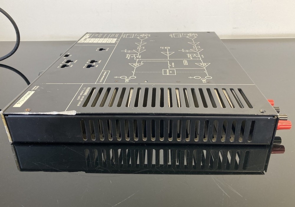 MOSFET Professional Integrated Amplifier TSR-150X Powers On