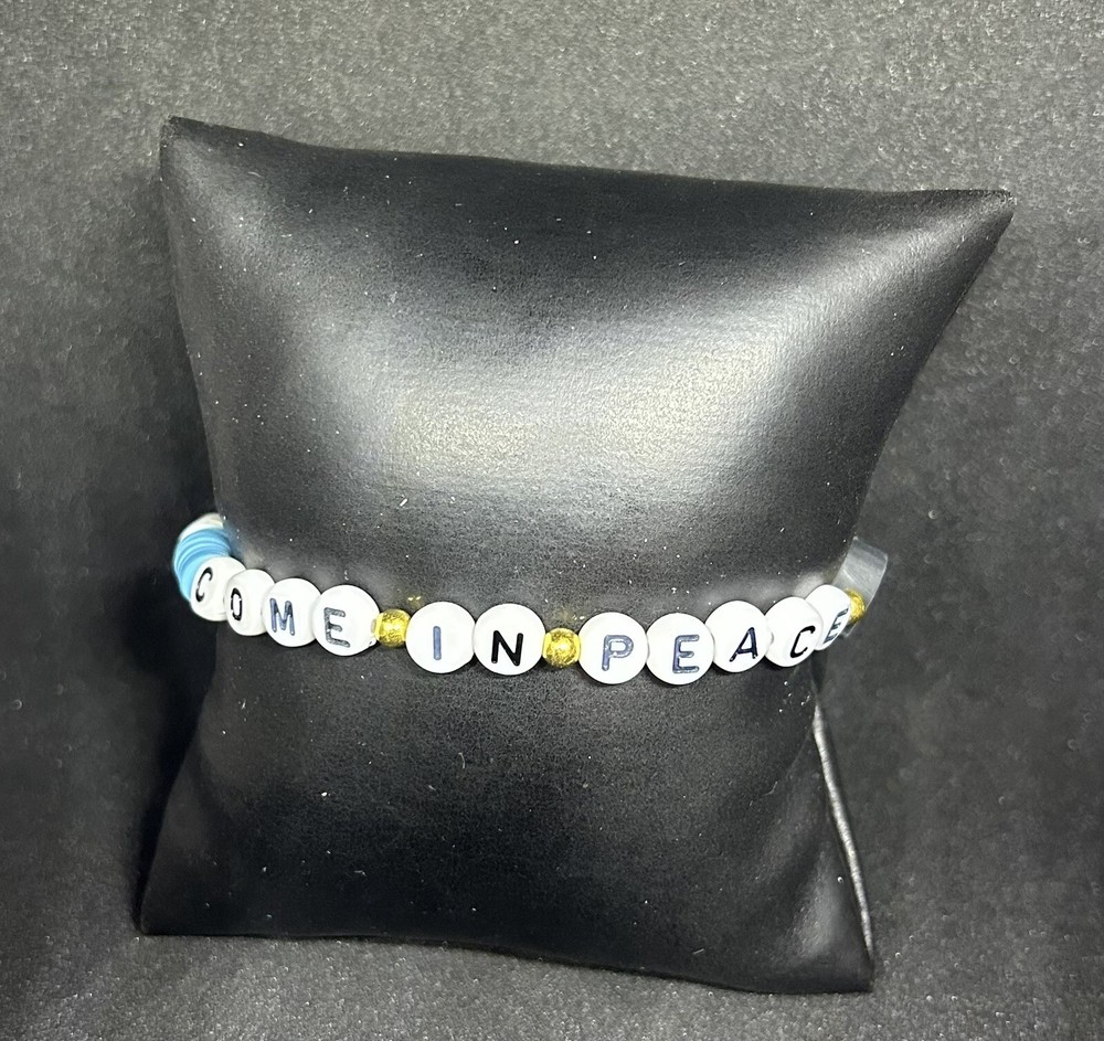 Come in Peace (Alien) Heishi Bracelet
