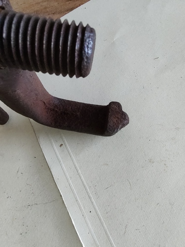 VLCHEK puller Cleveland Tool Co 1082