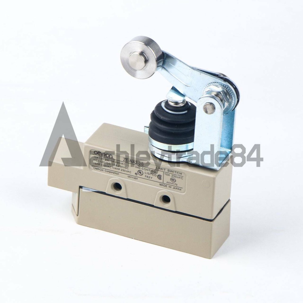 ONE New Omron ZE-NA2-2S Limit Switch