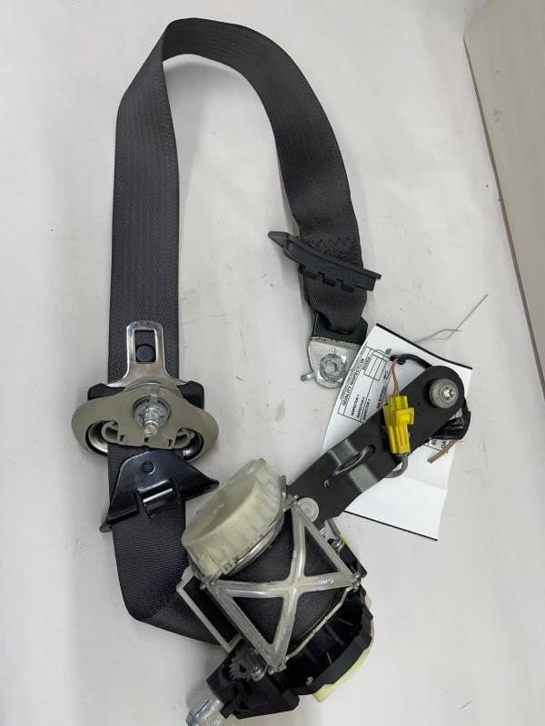 2007-2008 Chevy Silverado Front Driver Seat Belt Retractor Assembly Gray Oem