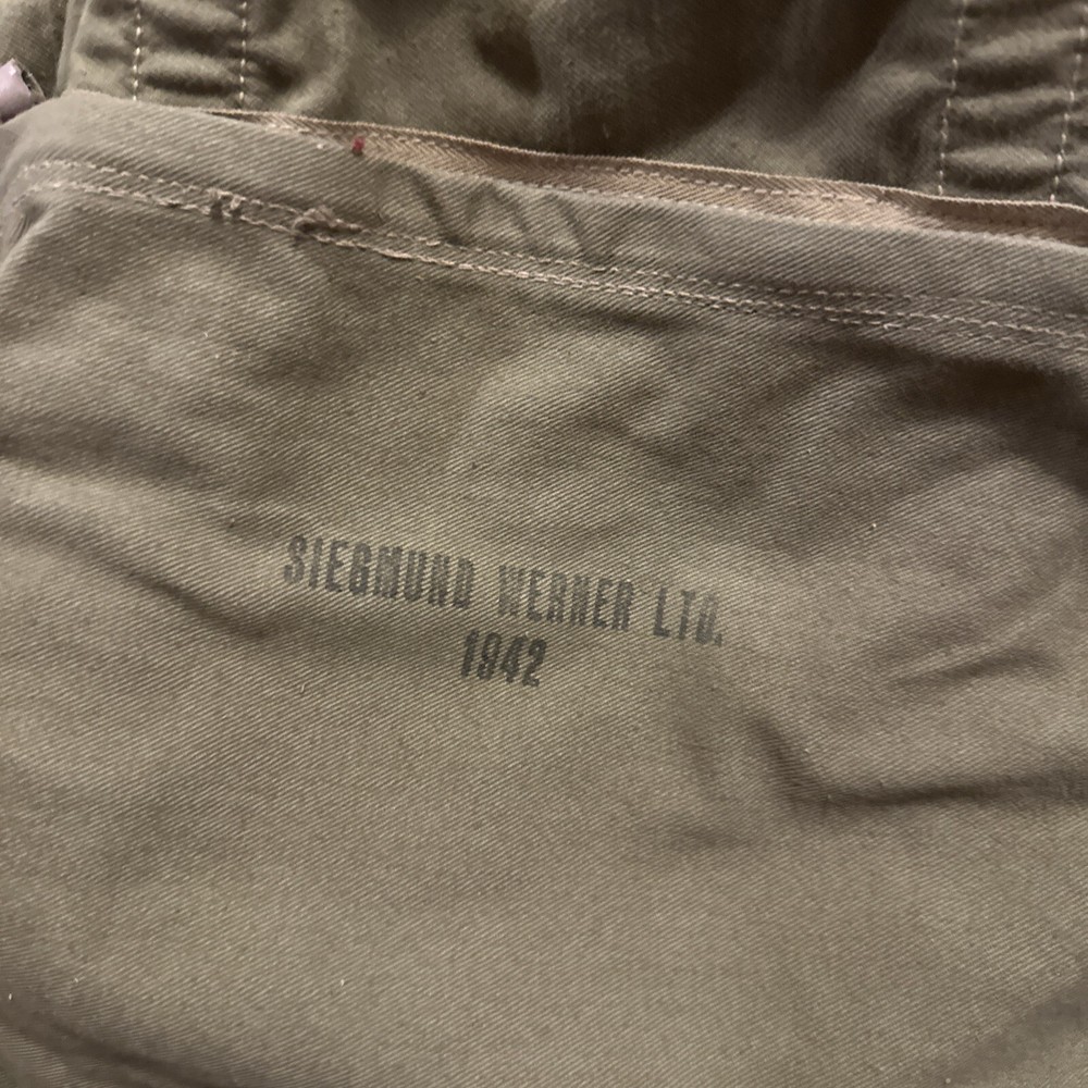 1942 US. Military Issued Back Pack, Siegmund Werner LTD. VG+