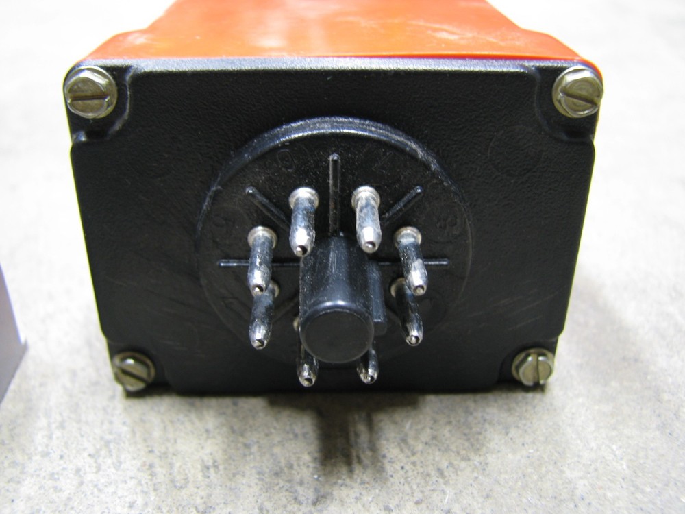 T1K-2-461 National Controls Solid State Timer with Socket