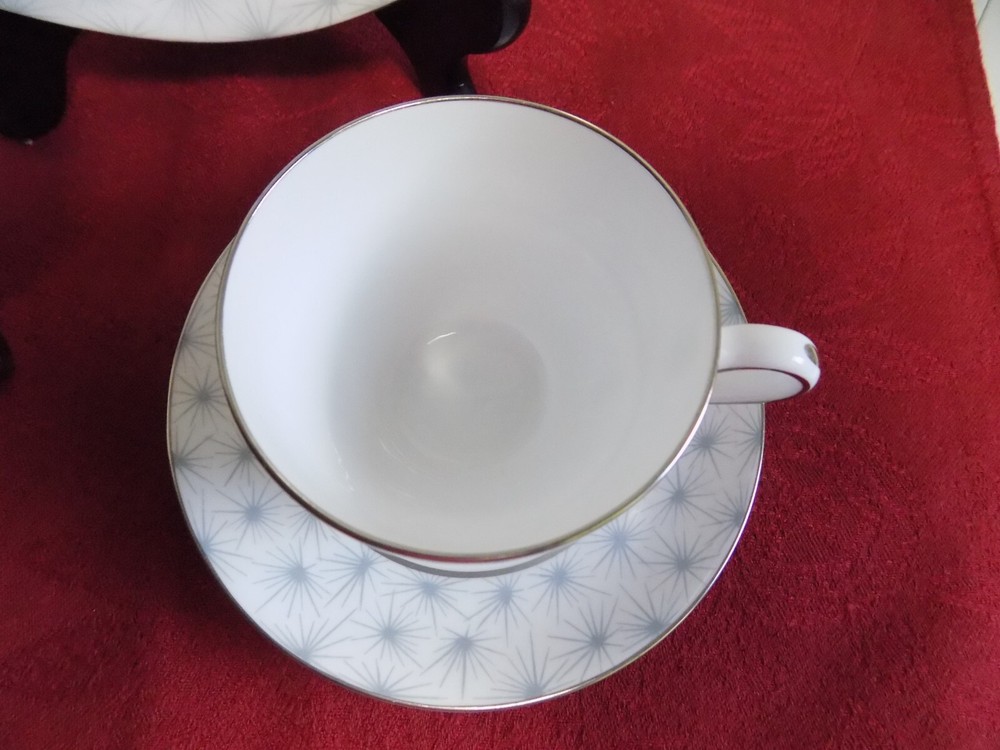 Spode, Silver Mist, 5 pc. Place Setting, England, EUC