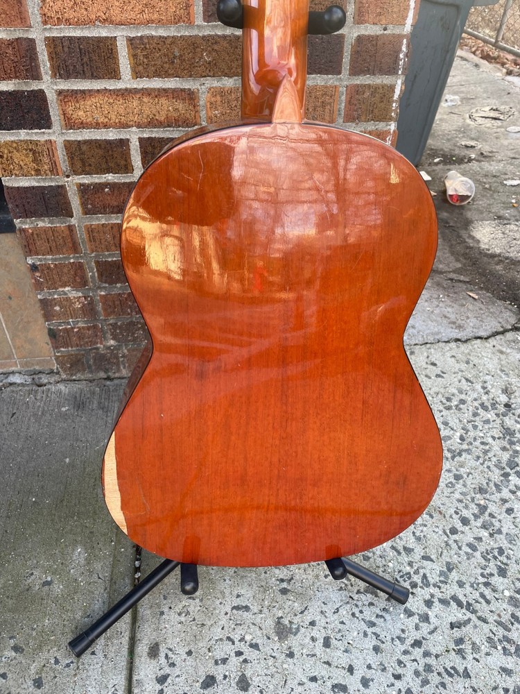 Conn C-10 Nylon-String Classical Guitar