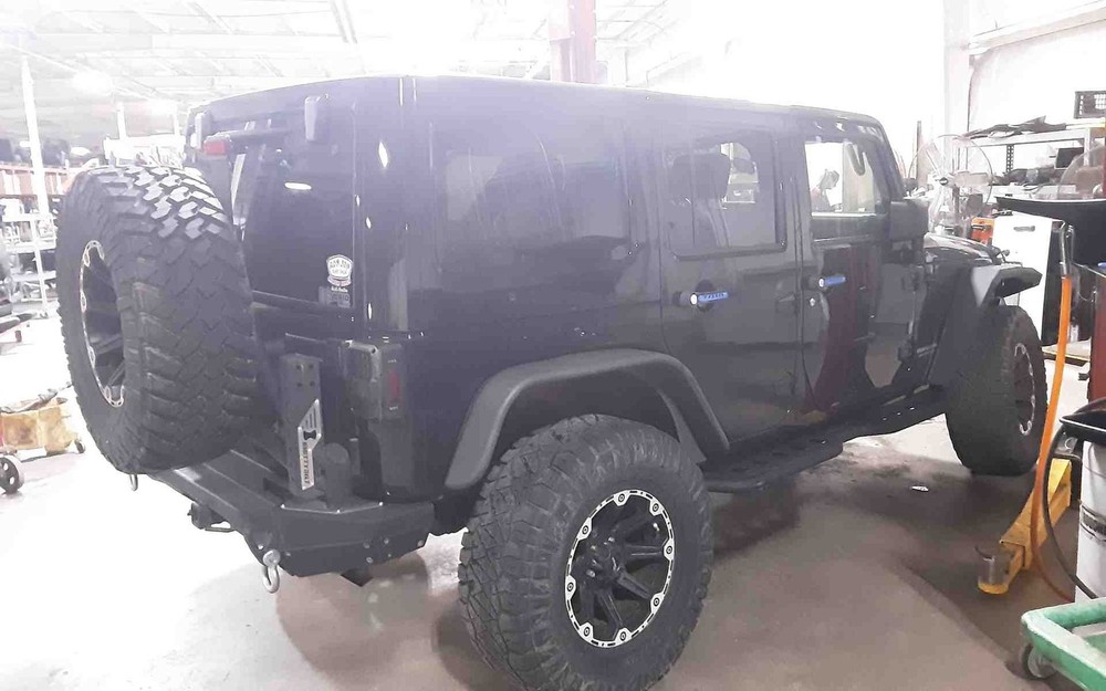 Used Windshield Frame fits: 2009 Jeep Wrangler Grade A