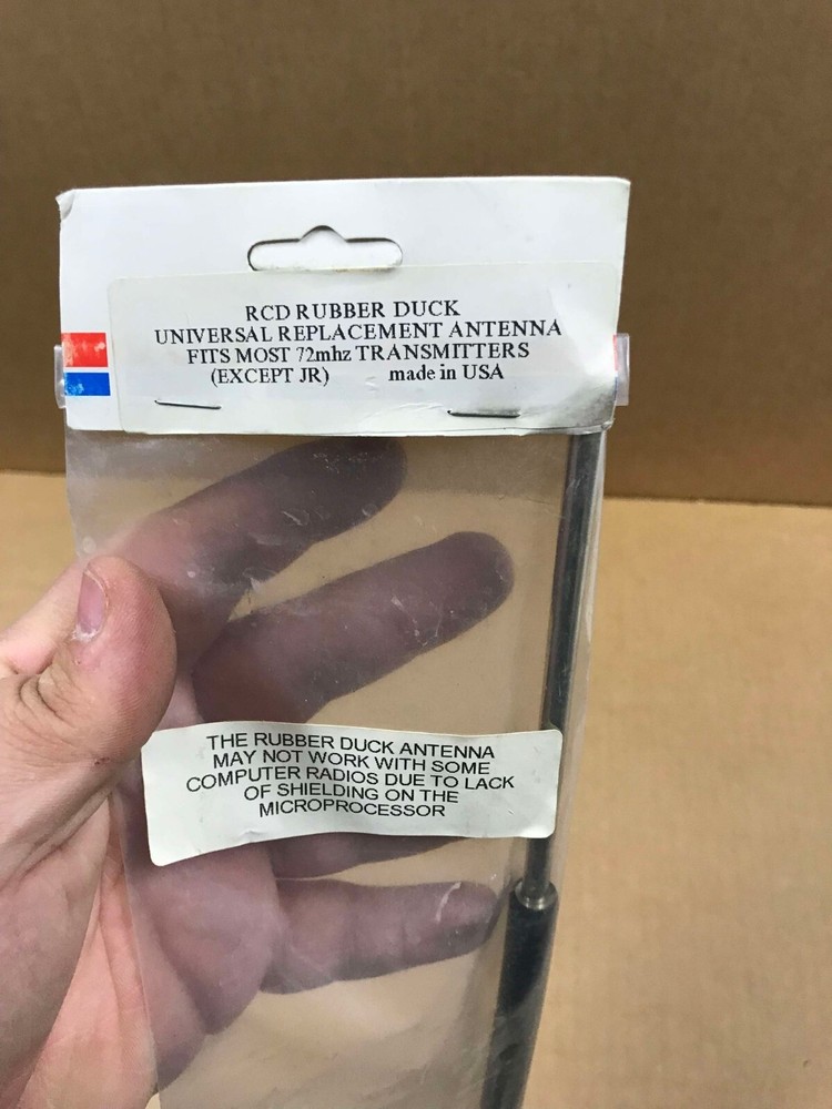 NOS 1991 RCD Universal Replacement Antenna, Fits Most 72mhz Transmitters