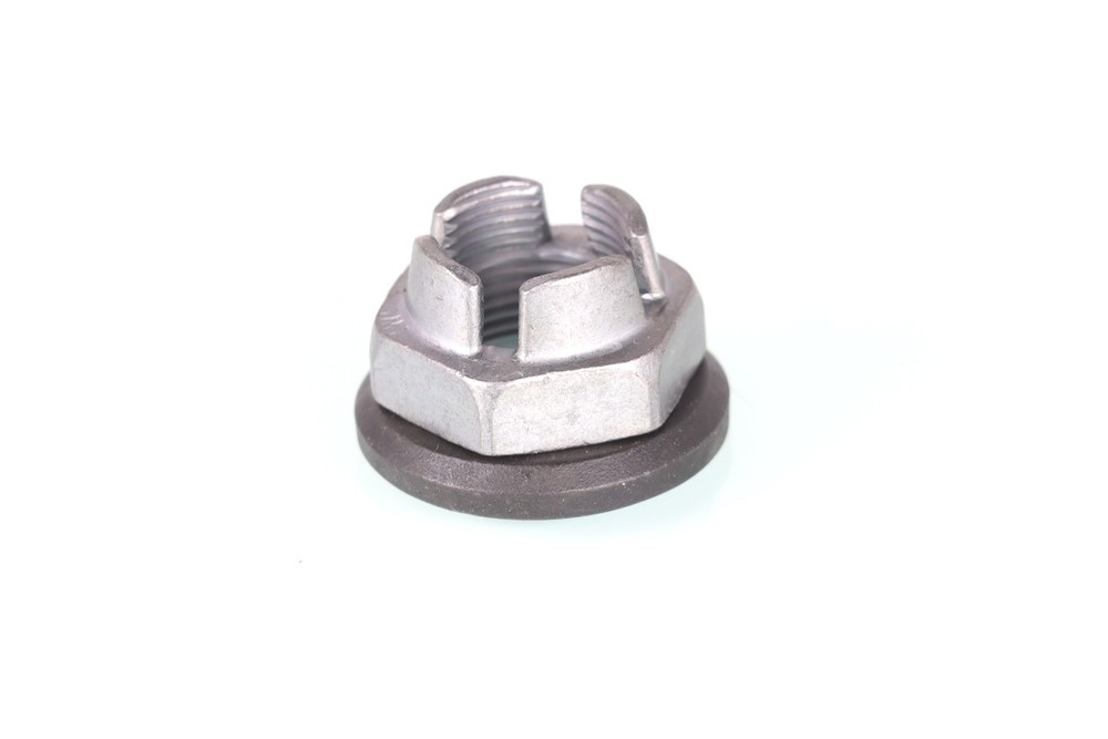 1x Front Hub Nut GH-393960