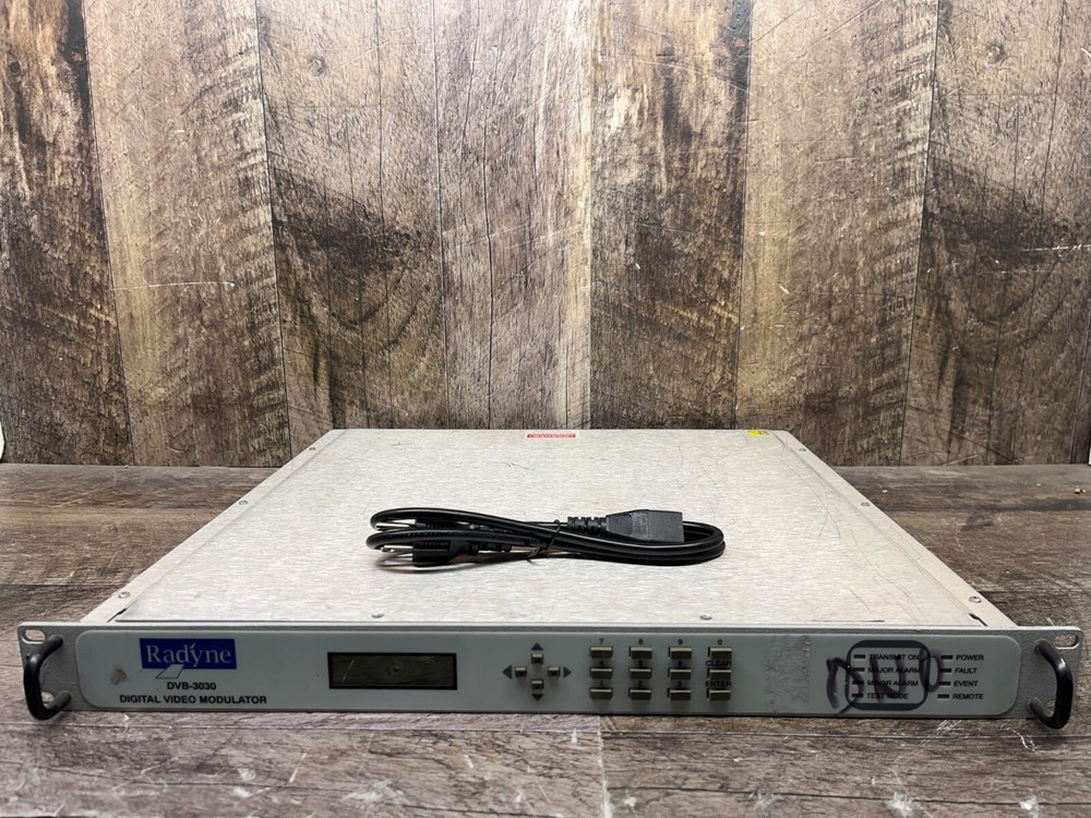 Radyne ComStream DVB-3030 Digital Video Modulator