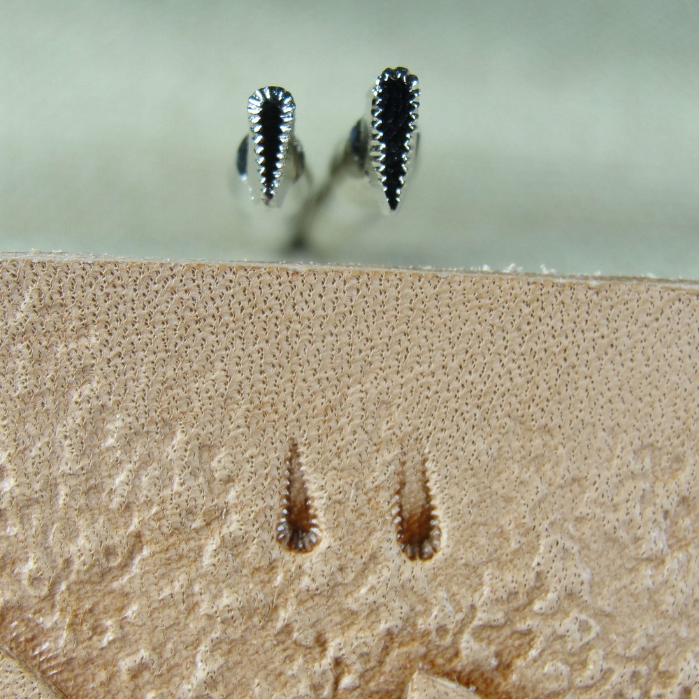 Leather Stamping Tools - 2-Piece Lined Stop Stamp Set