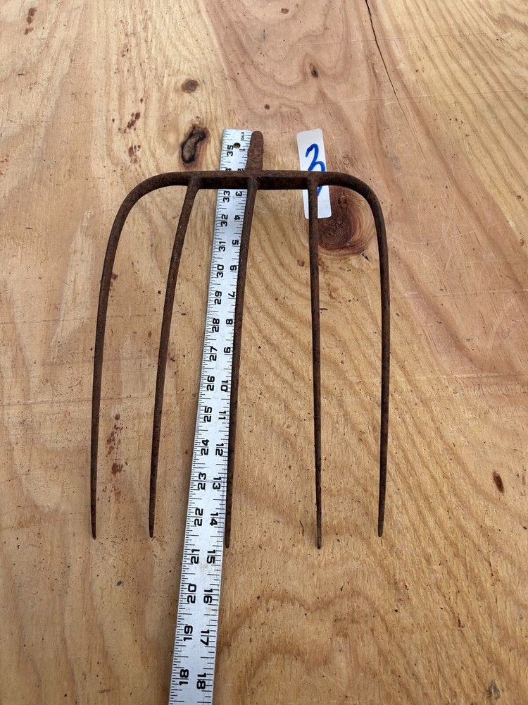 Fork Rake Head 5 Thines Rusty Rustic no handle Original Vintage Primitive Metal