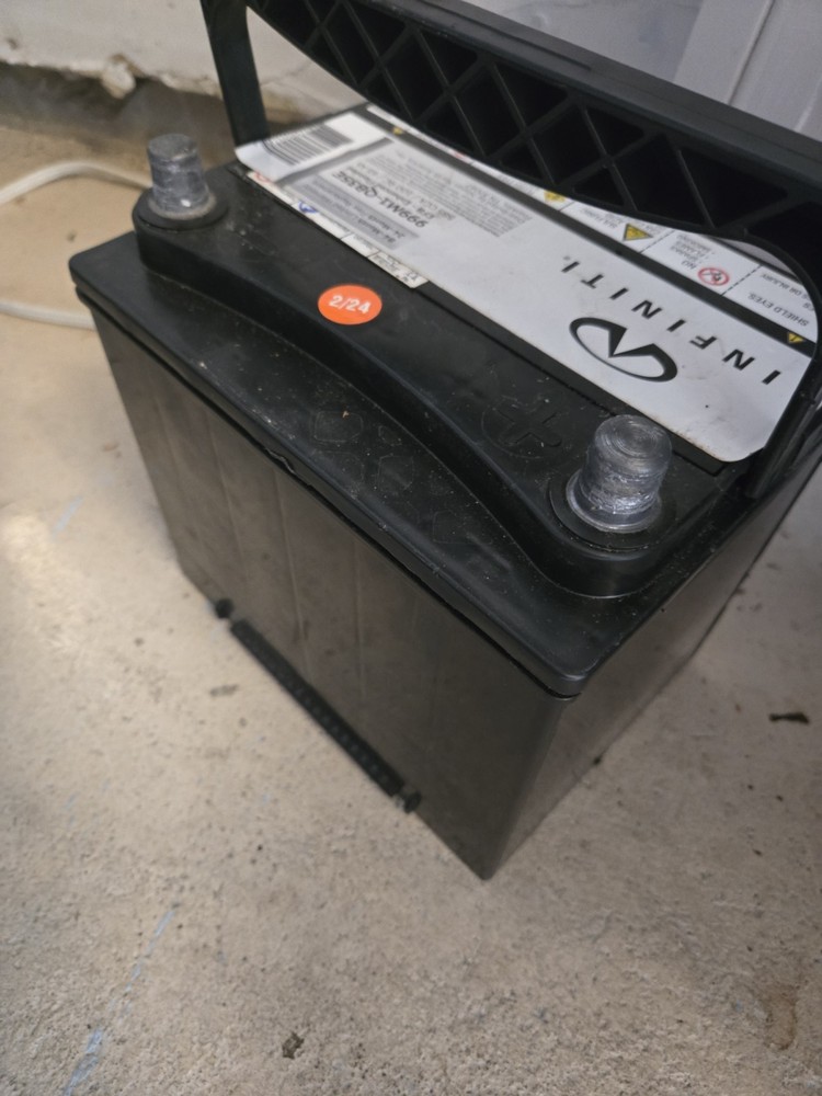 Auto Battery Infiniti Q50 OEM Battery