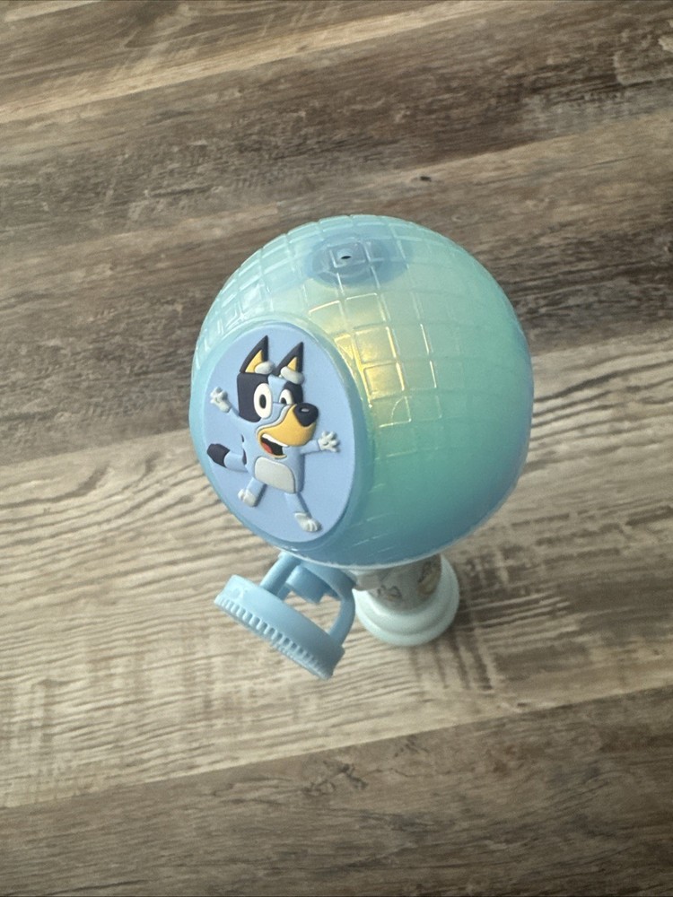 Battery-Powered BLUEY Bubble Wand Machine Great Condition