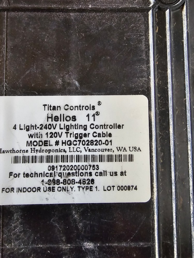 Titan Controls Helios 11 - 4 Light 240v Volt Controller w/ Relay Trigger Cord