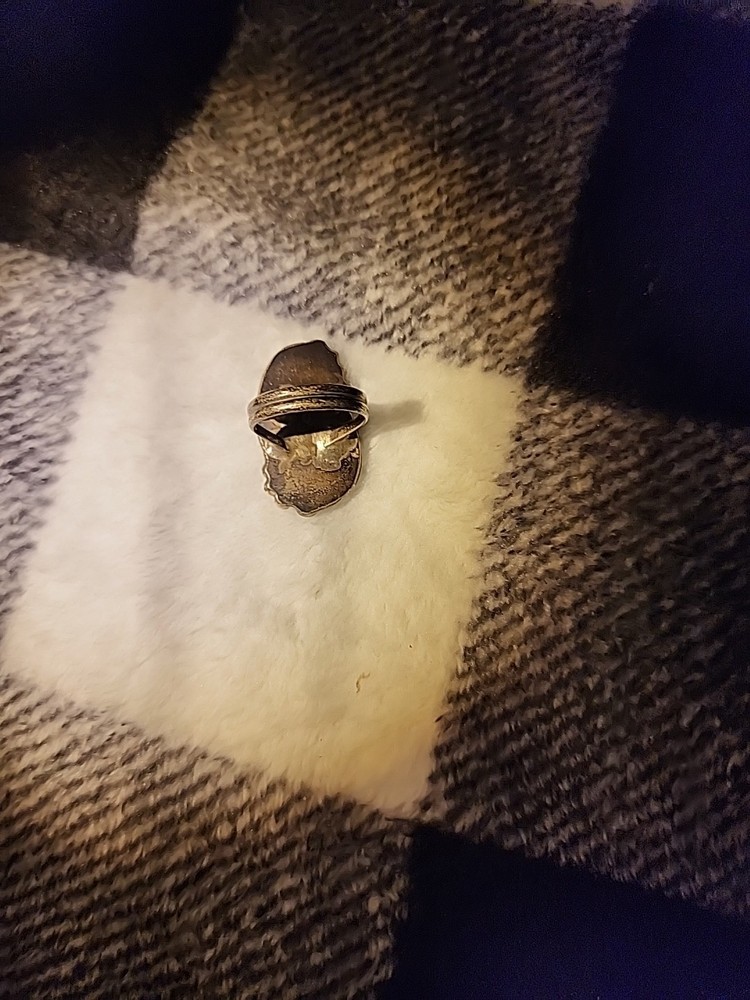 vintage native american ring with stone