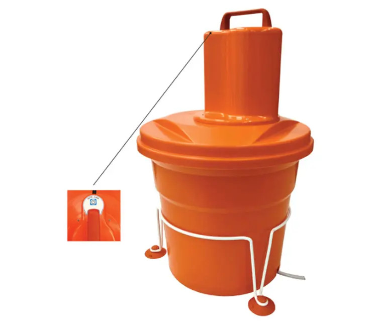 Dynamic E006.1.B.T 5 Gallon Capacity Electric Salad Spinner w/ Stabilizing Base
