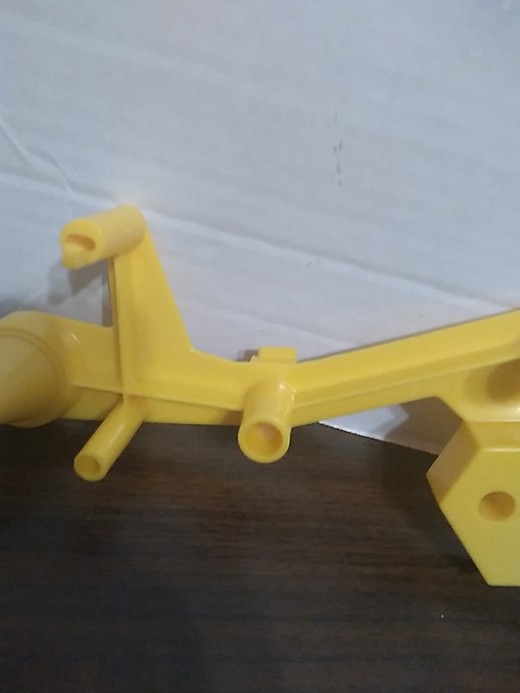 Mouse Trap Game Replacement Piece Part Yellow Base A 1986