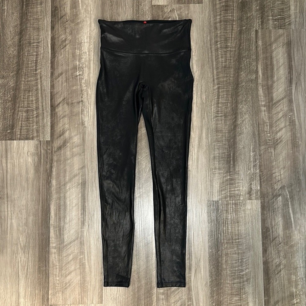 SPANX Faux Leather Leggings - Medium