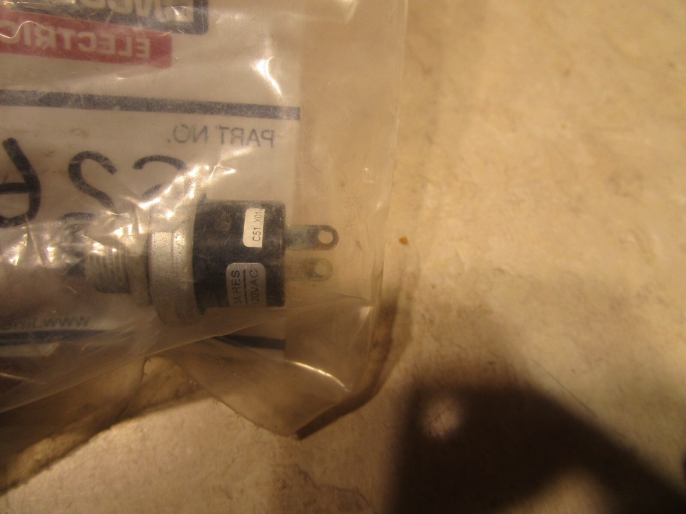 LINCOLN ELECTRIC S26807 PUSH BUTTON SWITCH, S0532