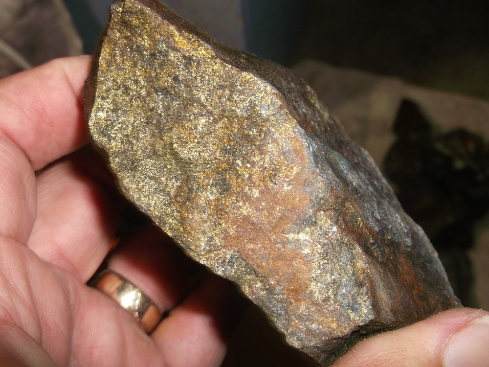 Gold, silver, copper, 544 grams samples ,ore high grade .