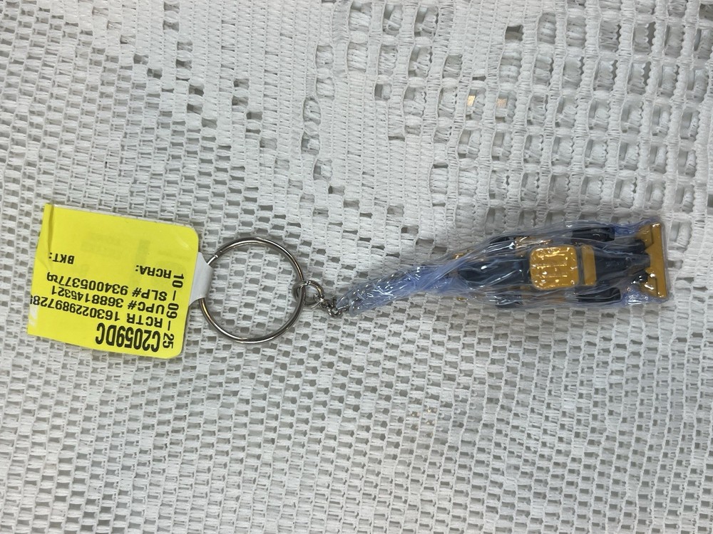 Ertl John Deere Micro Wheel Loader Diecast Micro-Constructor Model Key Chain