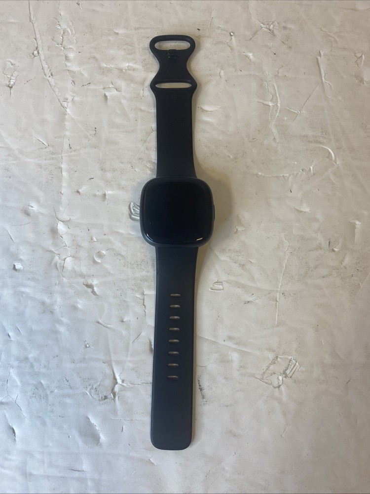 Fitbit Versa 4 FB523 Smartwatch Black Band