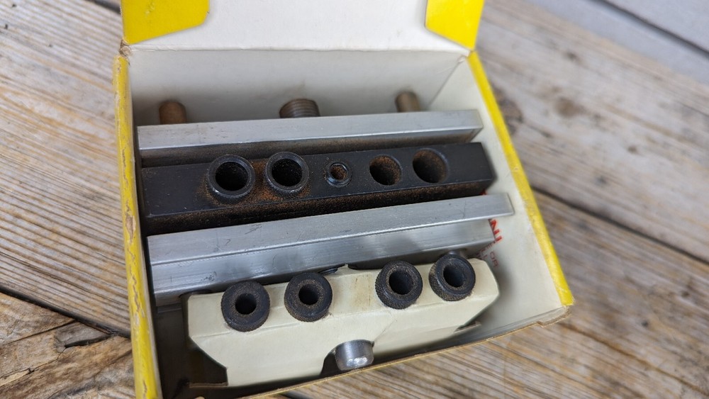 Doweling Jig Self Centering Wood Dowel Tool Clamp tool Precise Drilling VINTAGE