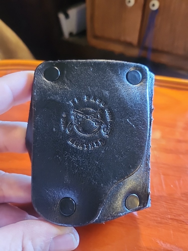Black weather El Paso quick release handcuff case