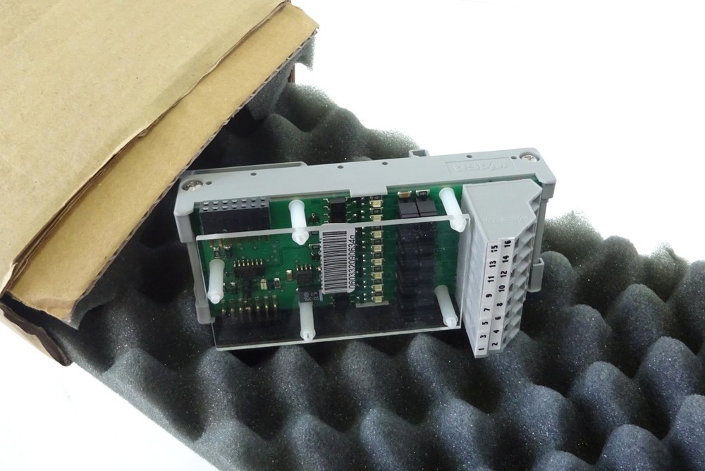 AVECS Digital Eingangsmodul 1011603-AT Digital Input Module DI8 DIM Rev. 3-2