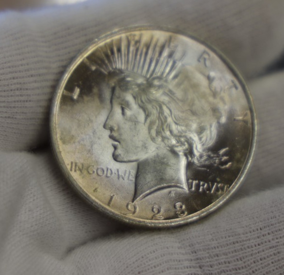 1923 US Peace Silver Dollar $1 Nice Unc Toned