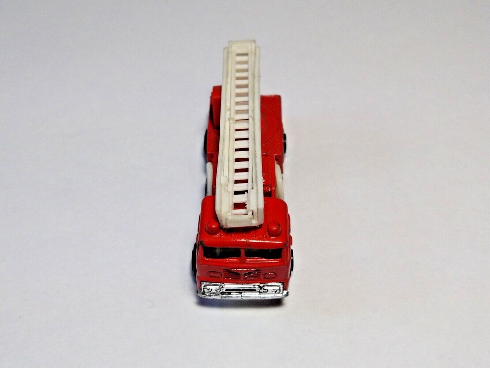 Zylmex Fire Engine w/ Ladder P312 ~ TS