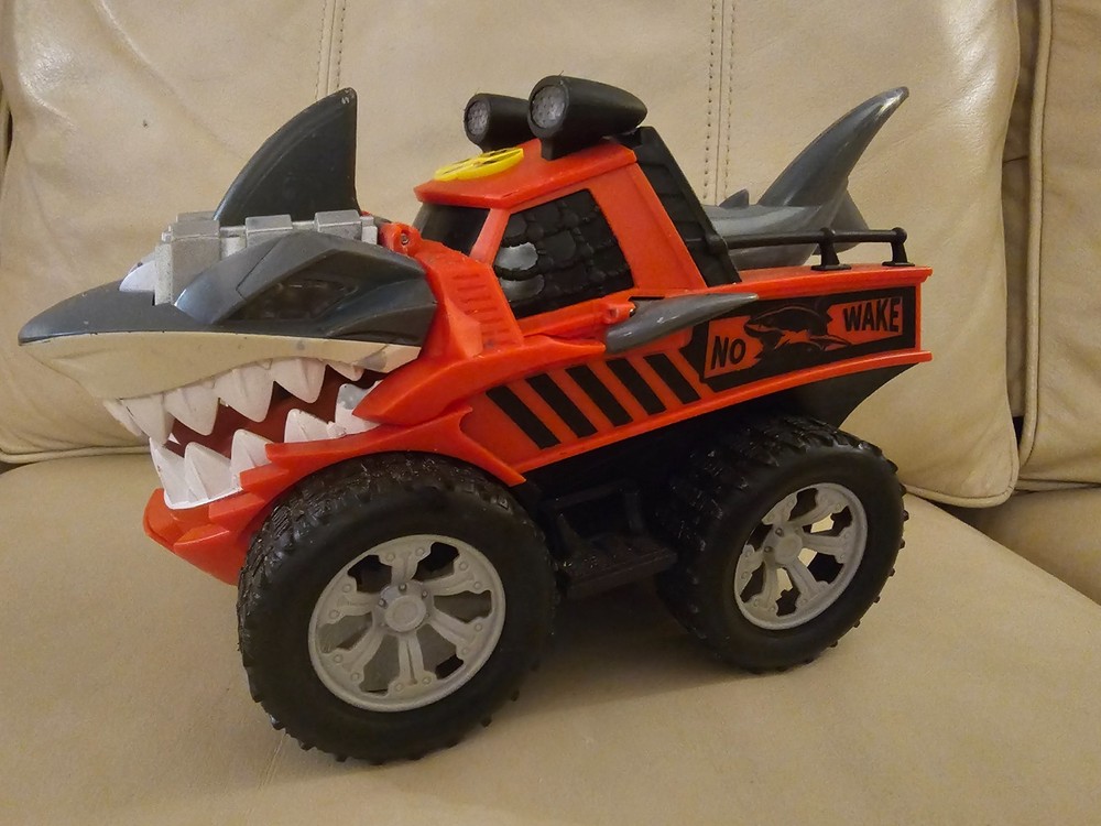 Adventure Force Jawsome Jammer Motorized Vehicle