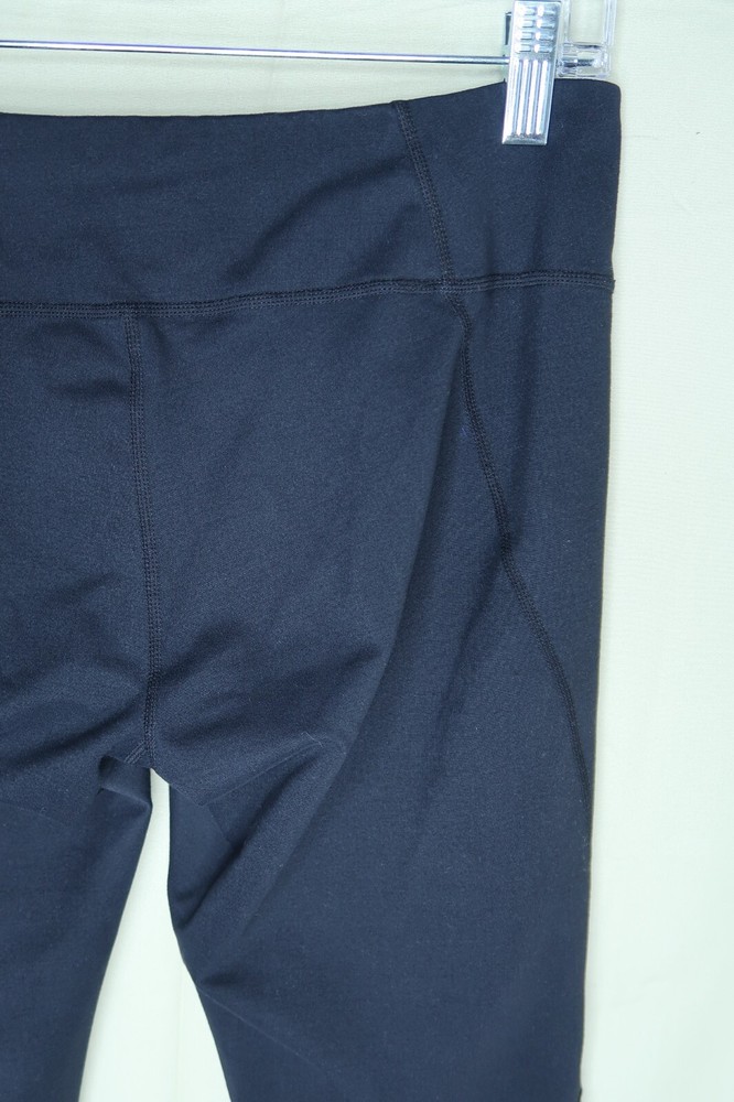 Zella Solid Black Cropped Capri Athletic Leggings Vented Side Womens Size Medium