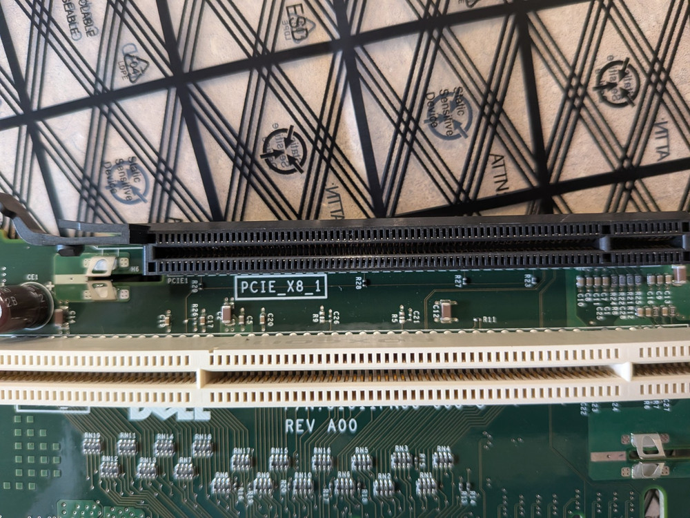 Dell Precision R5400 PCI-e Riser Board C718C 0C718C
