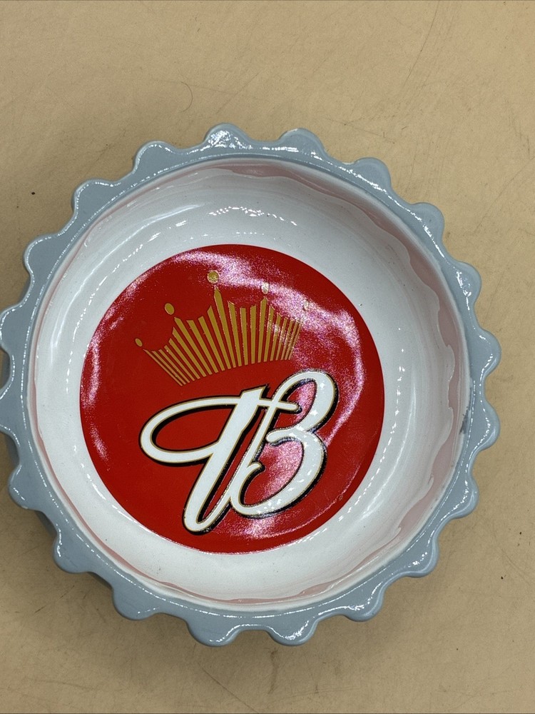2005 Budweiser Ceramic Bottle Cap Candy Nut Dish 5” Mint