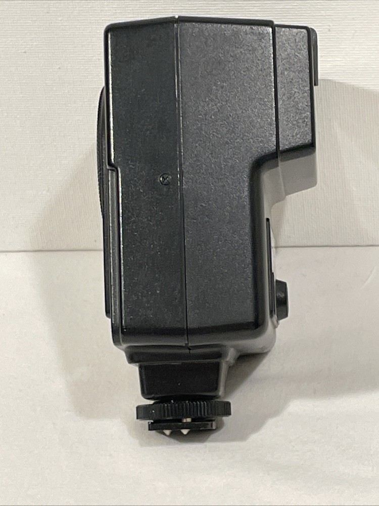Minolta Auto 200X Flash missing battery cover