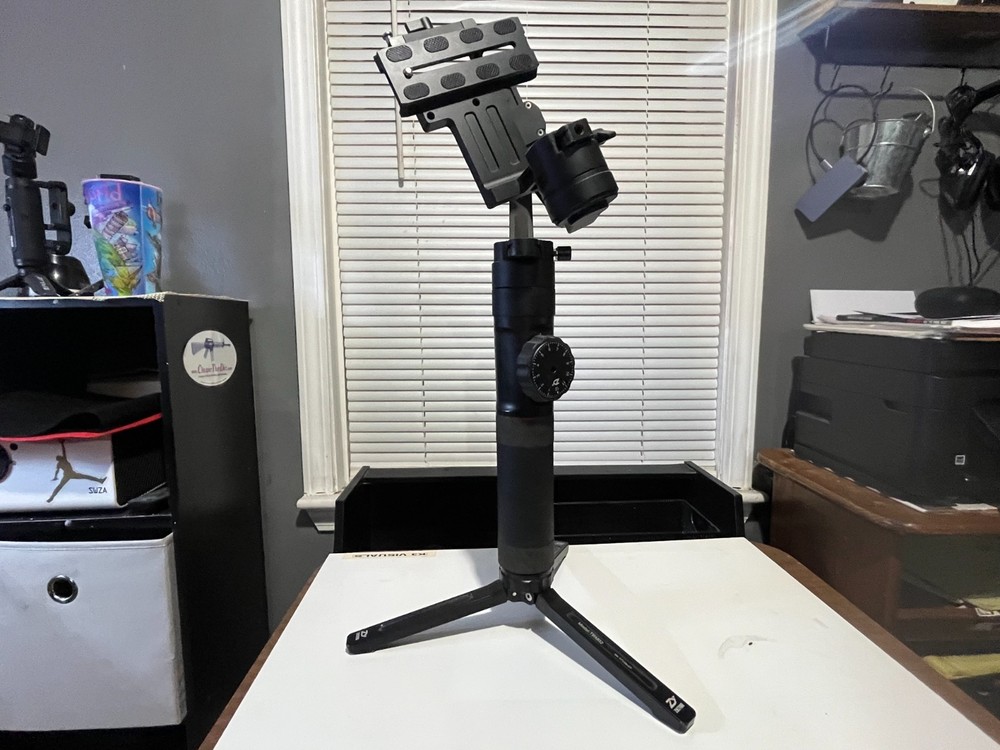 Zhiyun Crane 2