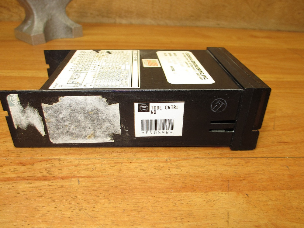 Omega DP25-S-AR *USED POWERS UP* Panel Meter Digital Strain & Process