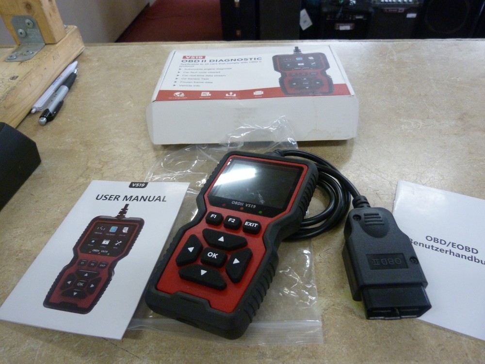 2025 V519 OBD2 Scanner Professional Code Read Engine System Car Diagnostic Tool