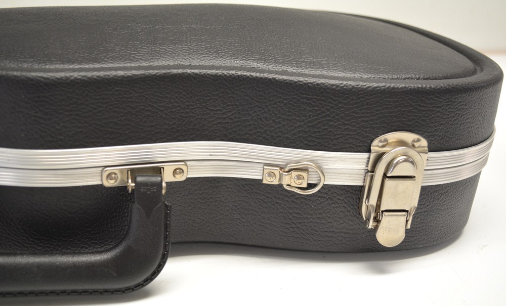 USED IMPORT 1/2 VIOLIN CASE