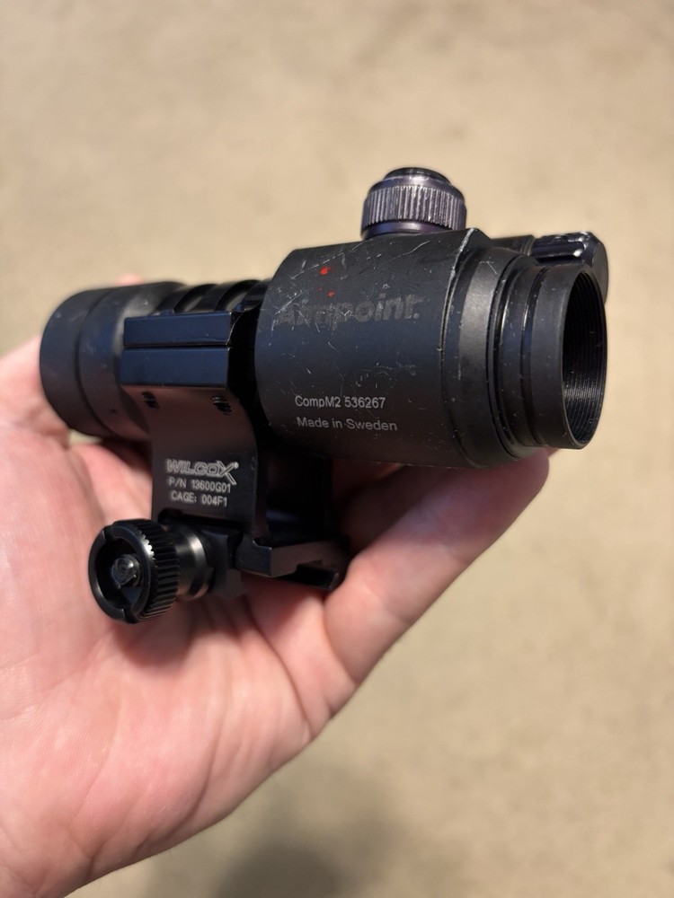 Aimpoint Comp M2 Red Dot with Wilcox Mount
