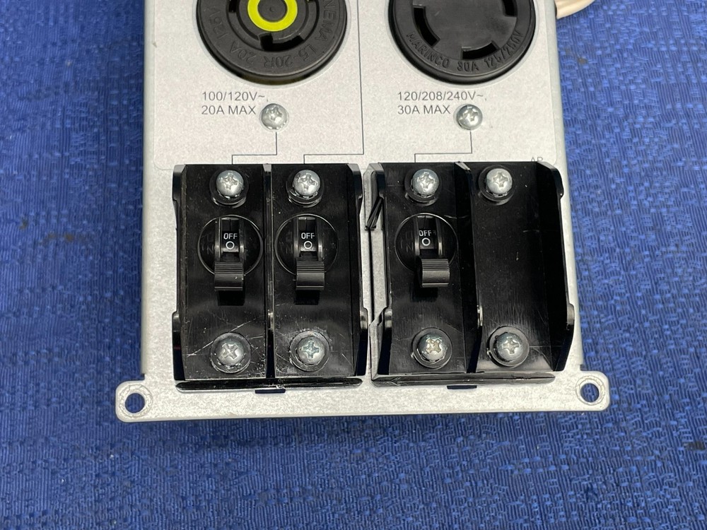 APC 2-Plug 3-Switch Power Distribution Panel - Overstock - Excellent Condition