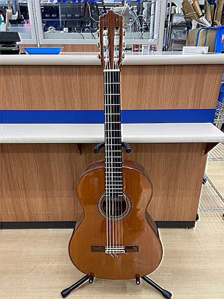 JOSE RAMIREZ 1E Classical Guitar
