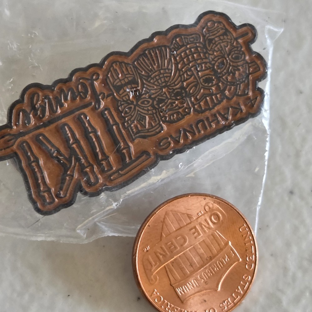Kahunas Tiki Lounge Lapel Pin