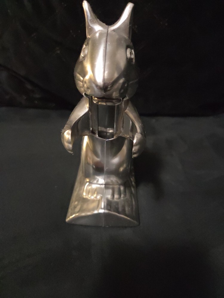 Vintage Cast Aluminum Squirrel Nutcracker with Tail Lever – Rustic Lodge Decor