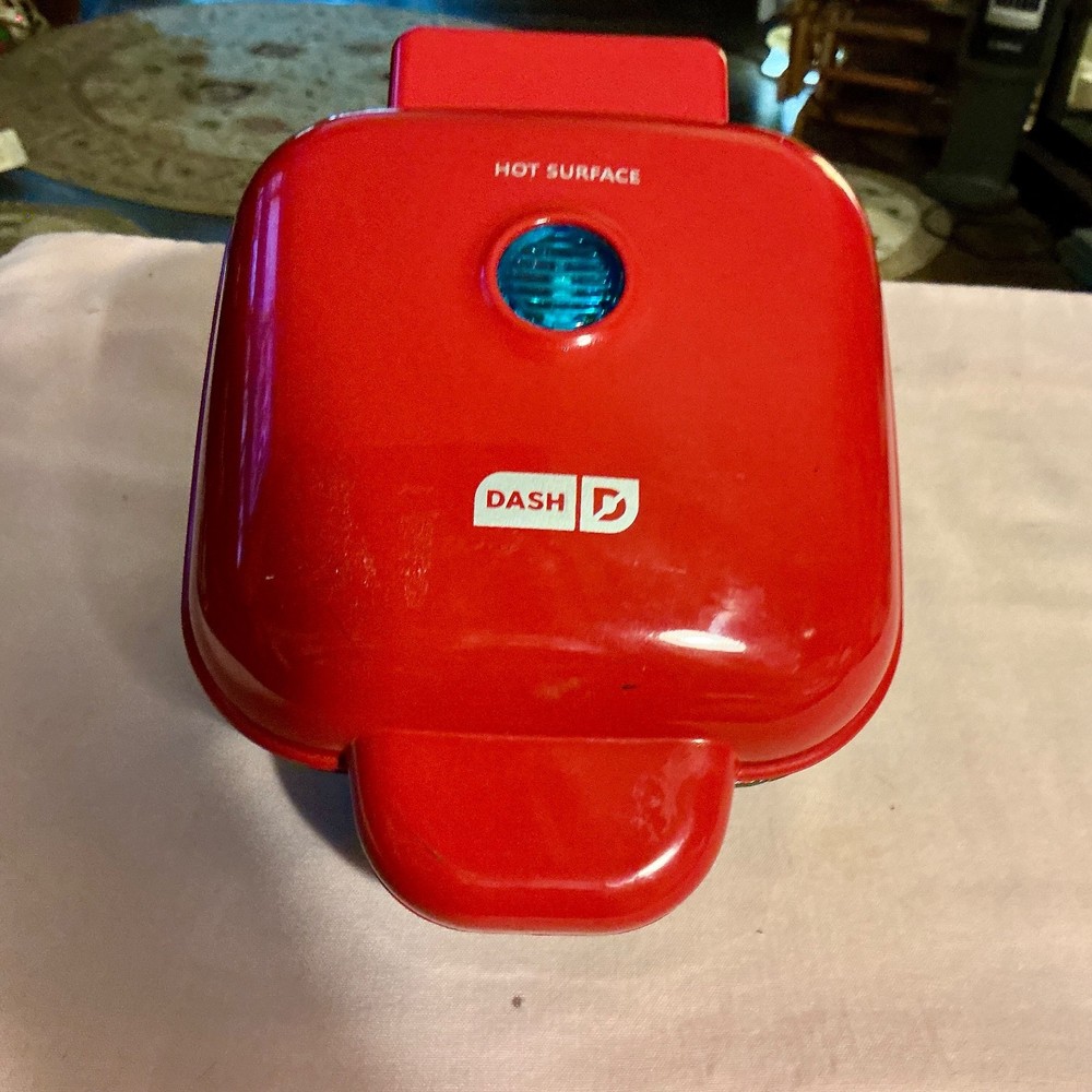 Dash electric sandwich maker works great