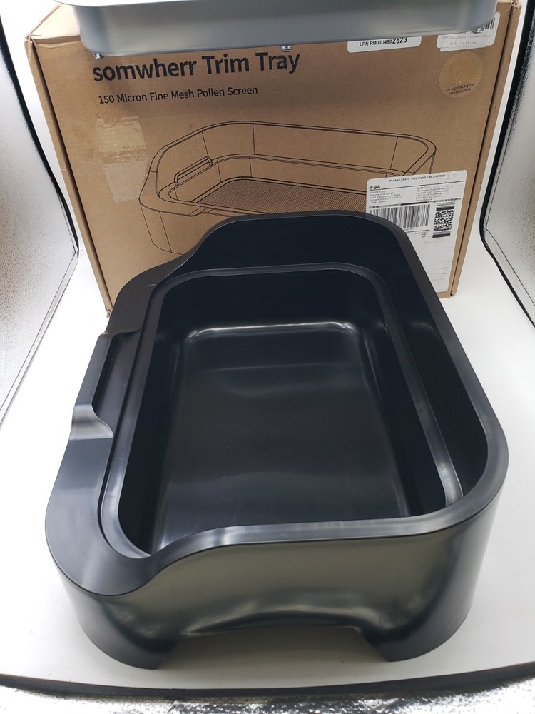 somwherr Tray with Replaceable 150 Micron Fine Mesh Screen and Static Brush