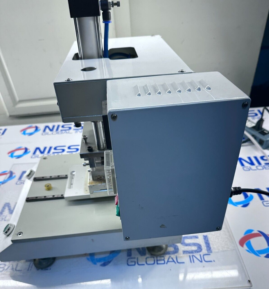 GUNUOTAI Hot Press Frame Machine Front Bezel