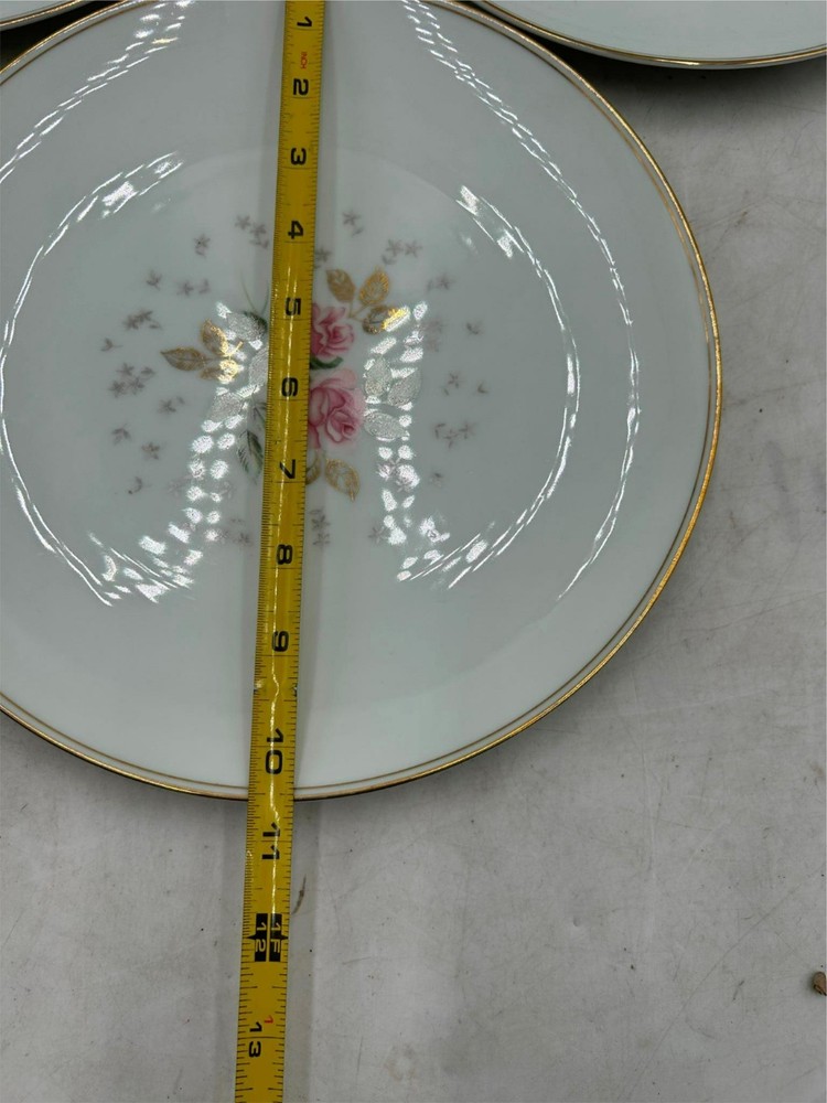 3) NORITAKE ROSEBUD DINNER PLATES