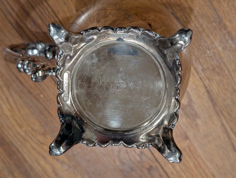VINTAGE Oneida Royal Provincial Silver-plate Water Pitcher